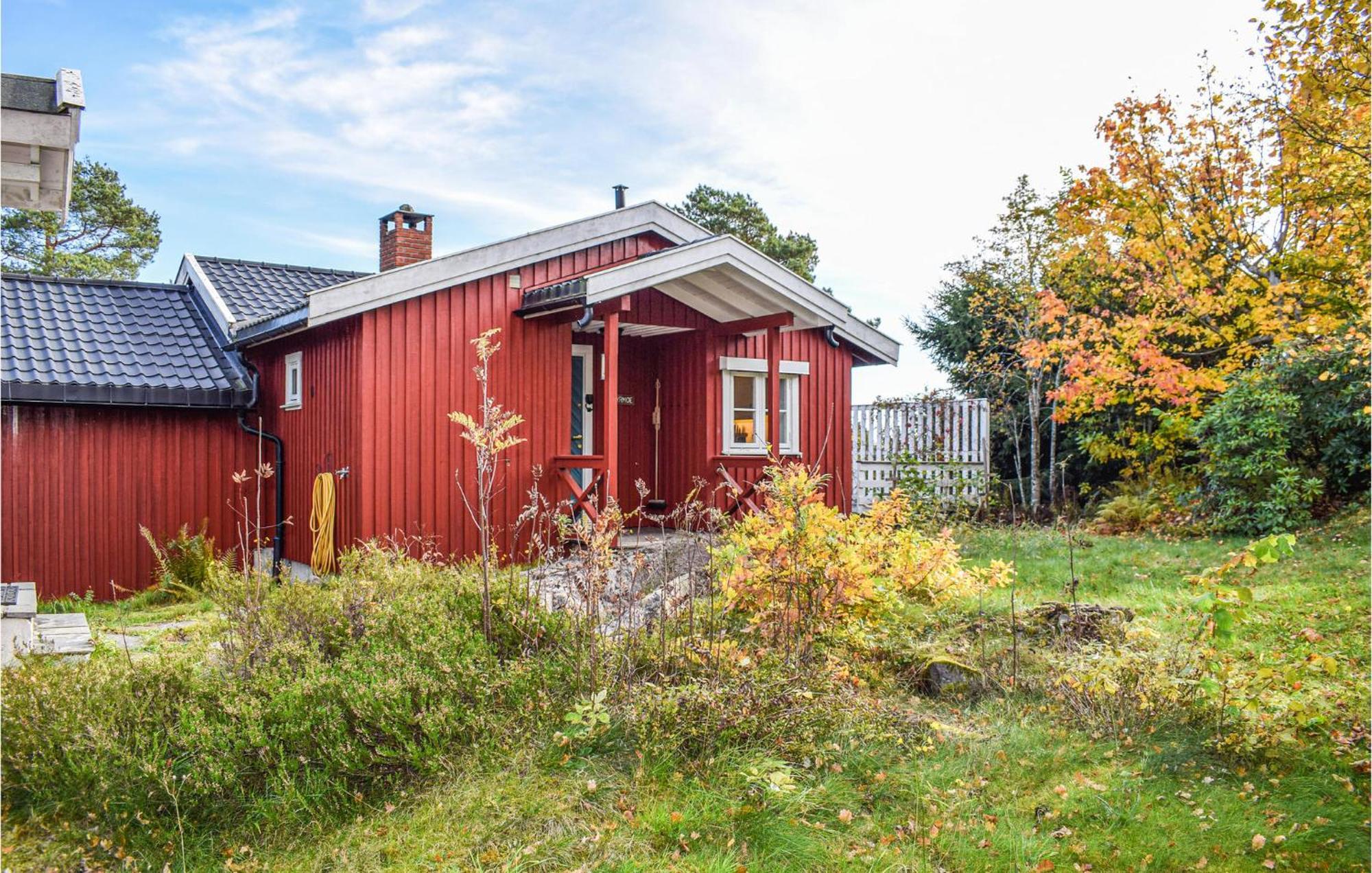 Beautiful Home In Aros With Kitchen Fagerstrand Exterior photo